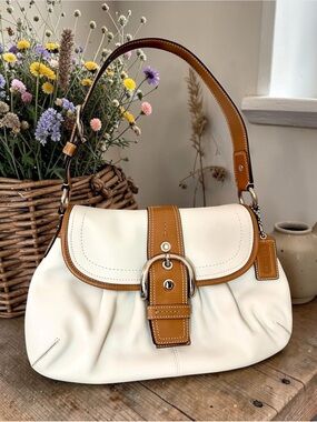 Coach 2010 SoHo Leather Shoulder Bag F15204 | Equestrian Silver Buckles Like NEW